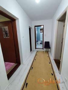 **IZDAJE SE SPRAT KUCE**